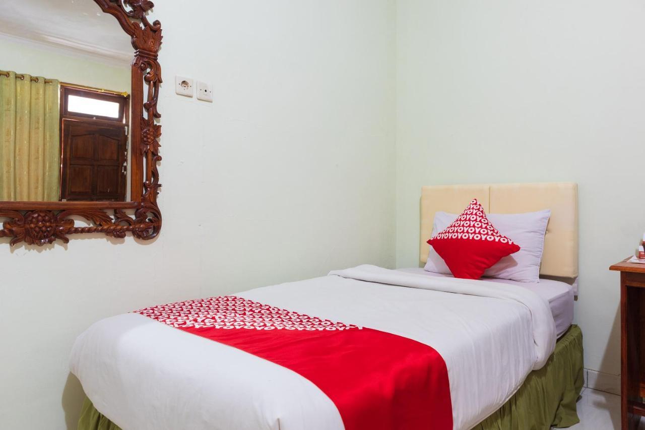 Super Oyo 1682 Greenia Hotel Kupang  Eksteriør billede