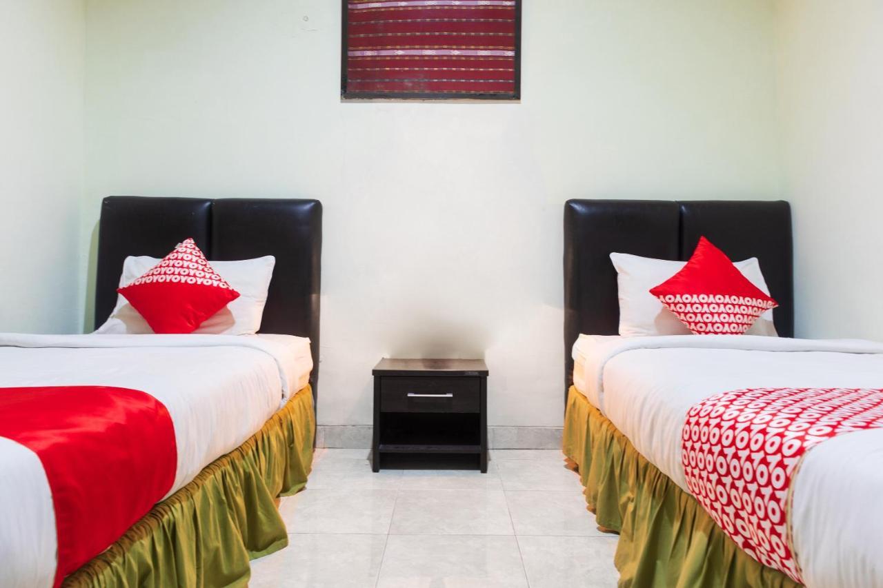 Super Oyo 1682 Greenia Hotel Kupang  Eksteriør billede
