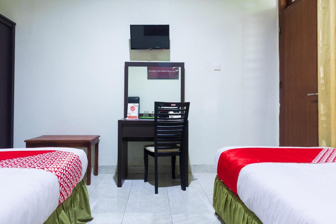 Super Oyo 1682 Greenia Hotel Kupang  Eksteriør billede
