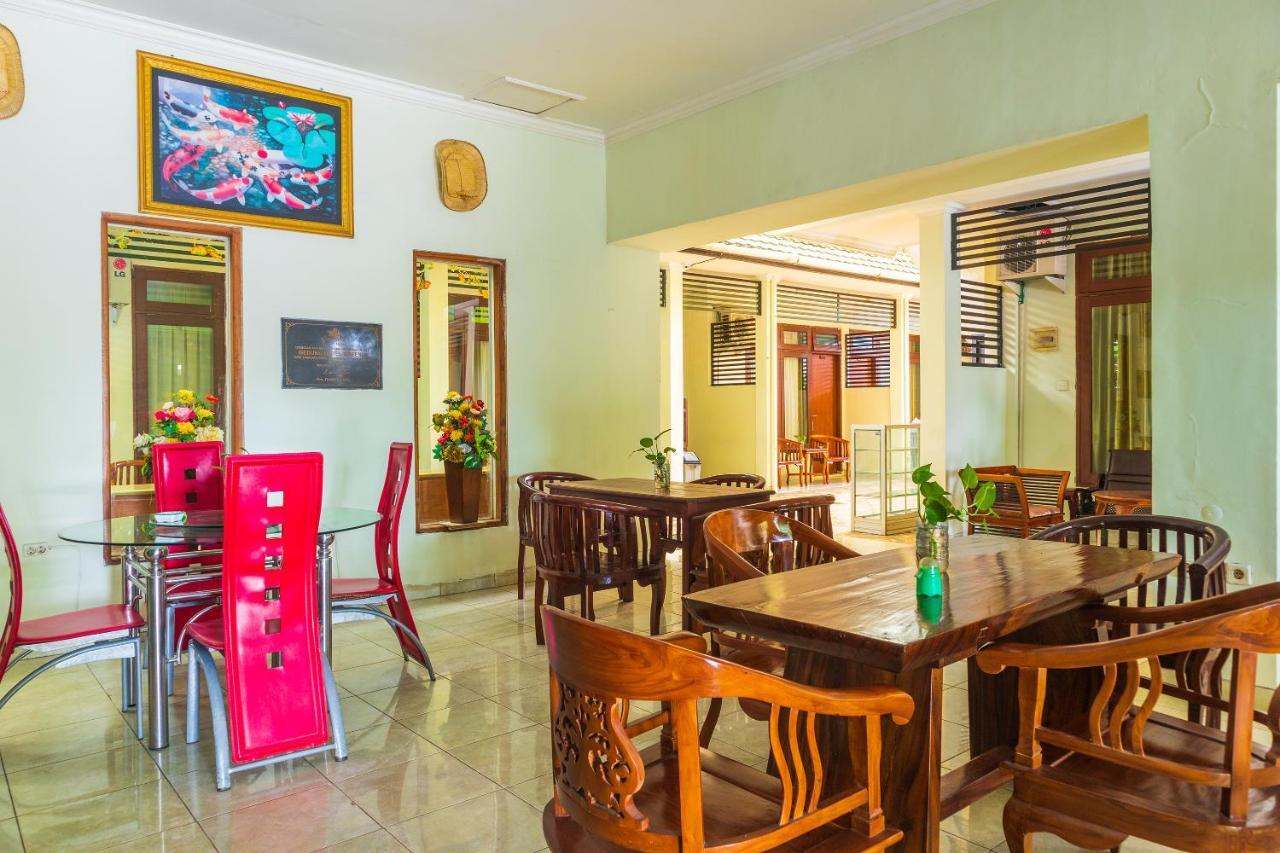 Super Oyo 1682 Greenia Hotel Kupang  Eksteriør billede