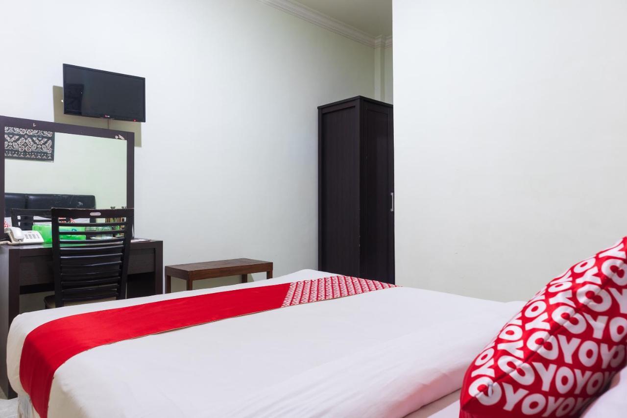 Super Oyo 1682 Greenia Hotel Kupang  Eksteriør billede