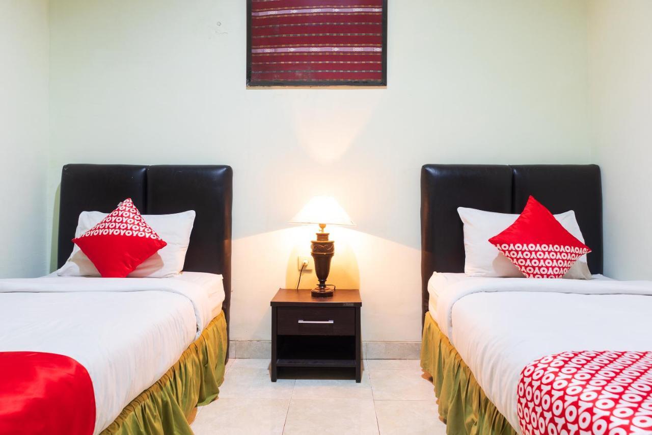 Super Oyo 1682 Greenia Hotel Kupang  Eksteriør billede