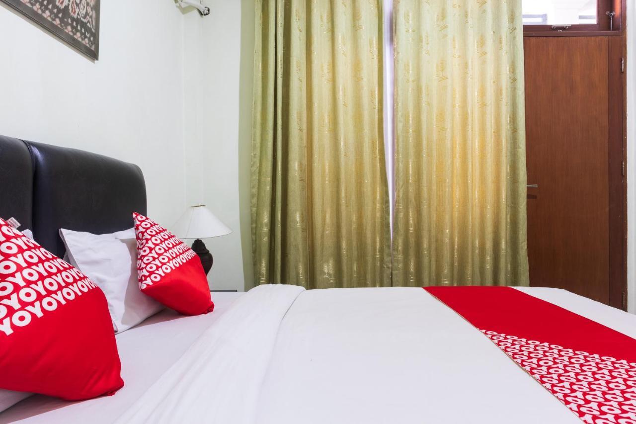 Super Oyo 1682 Greenia Hotel Kupang  Eksteriør billede